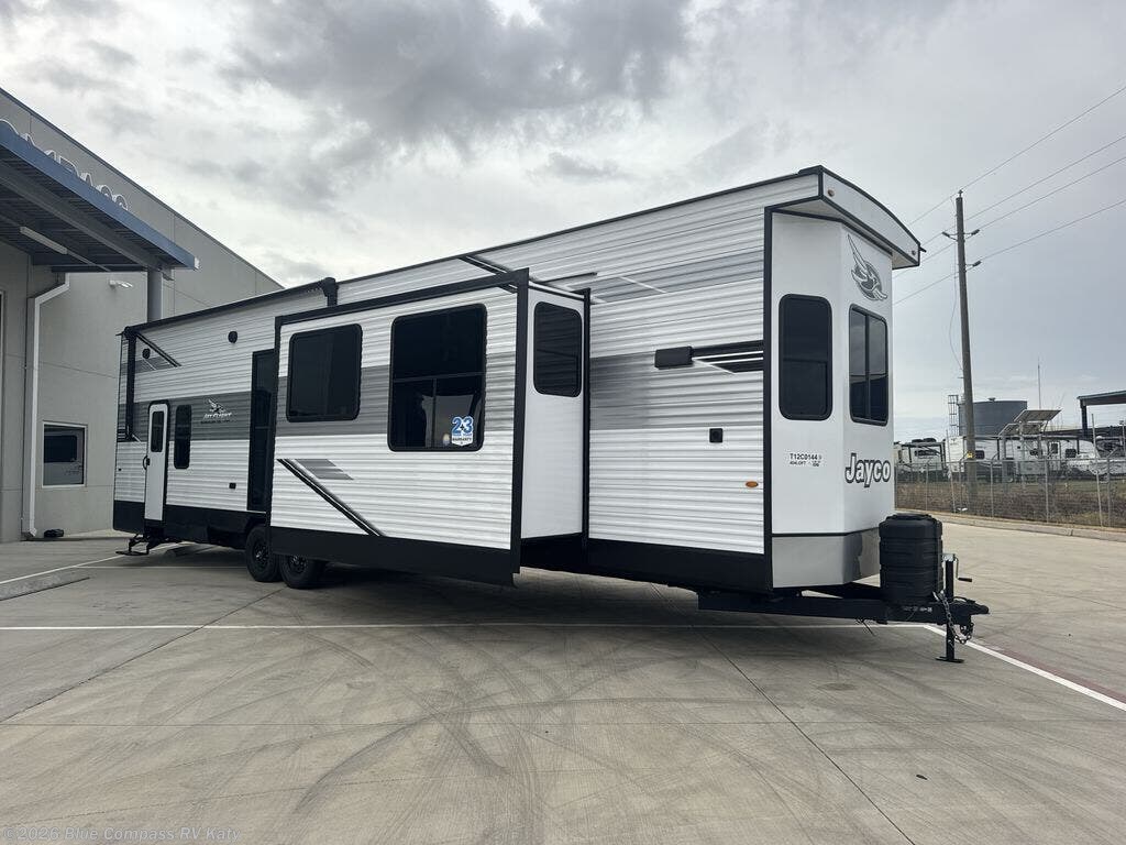 New 2026 Jayco Jay Flight Bungalow 404LOFT DS available in Katy, Texas