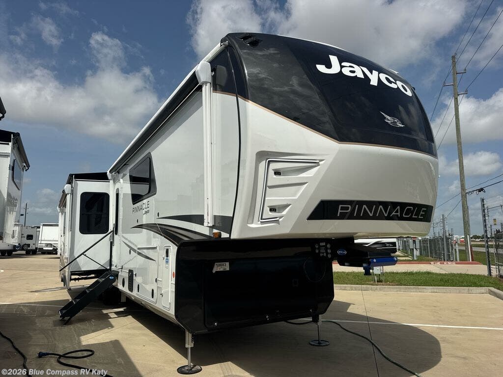 New 2027 Jayco Pinnacle 38FBRK available in Katy, Texas