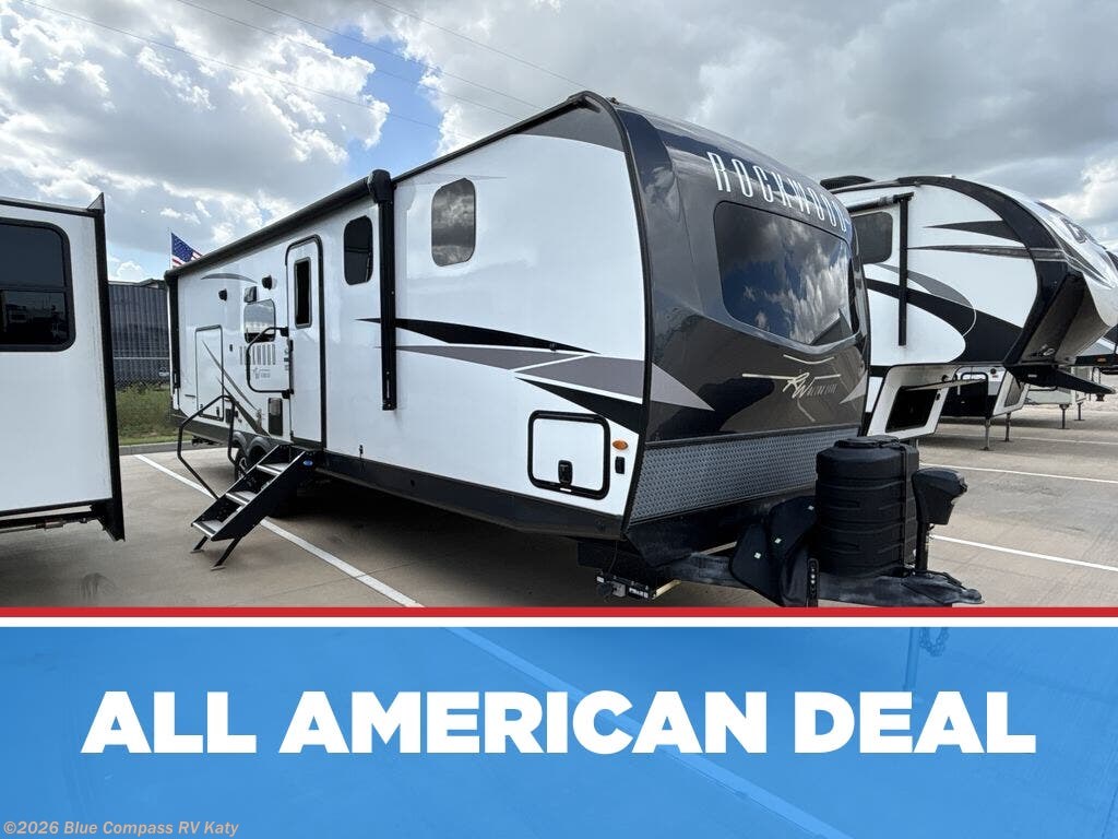 Used 2023 Forest River Rockwood Ultra Lite 2912BS available in Katy, Texas
