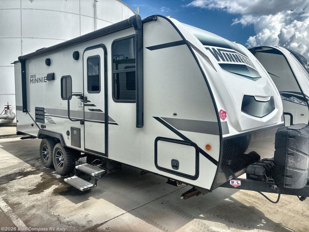 Used 2021 Winnebago Micro Minnie 2306BHS available in Katy, Texas