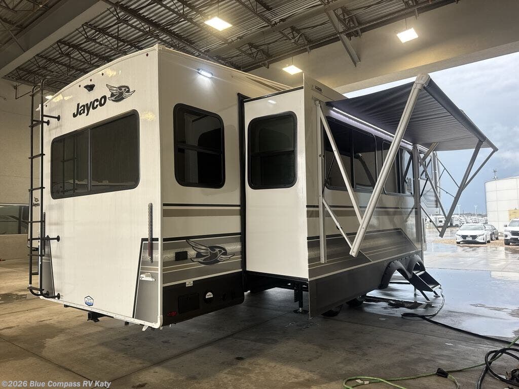 New 2027 Jayco Eagle 31RLT available in Katy, Texas