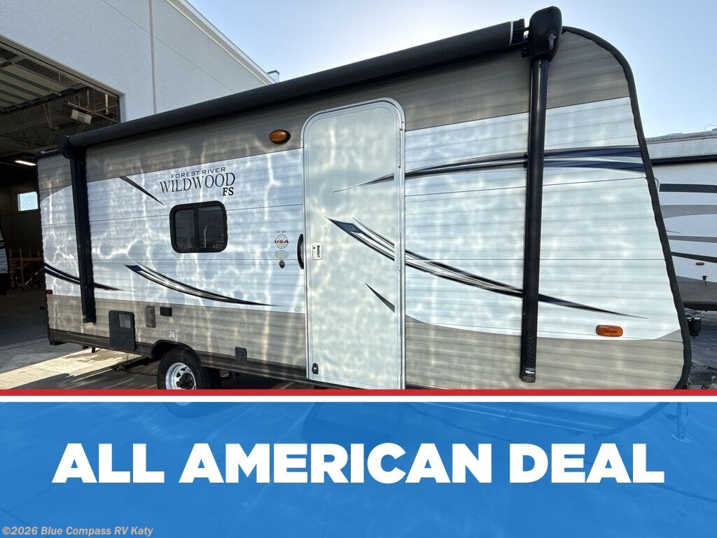 Used 2016 Forest River Wildwood X-Lite 195BH available in Katy, Texas