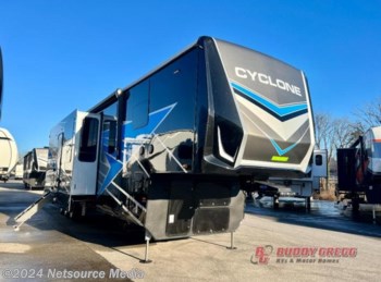 New 2023 Heartland Cyclone 4006 available in Knoxville, Tennessee