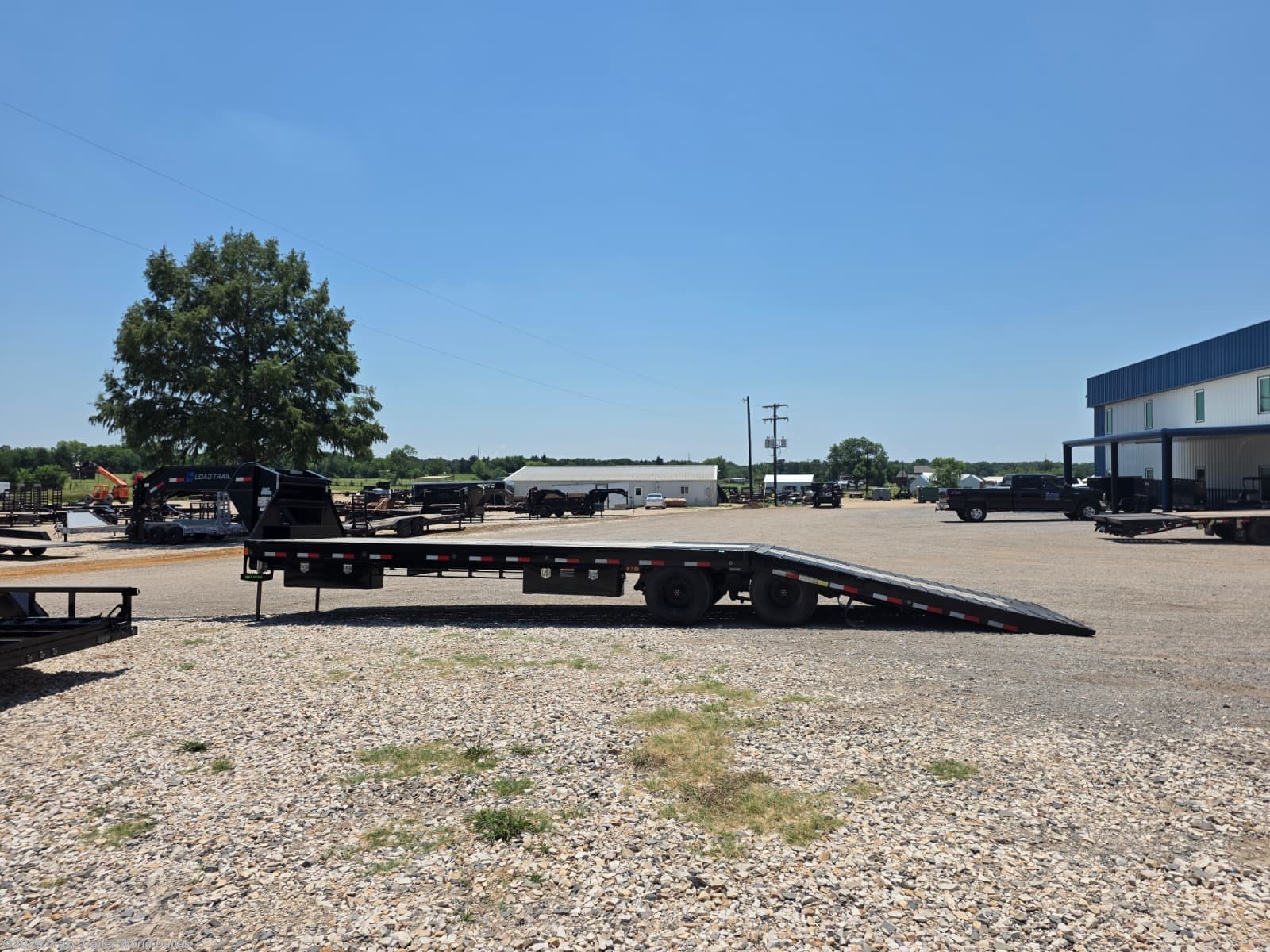2025 Load Trail HL 102X34 Hydraulic Dovetail Gooseneck Trailer 40K LB