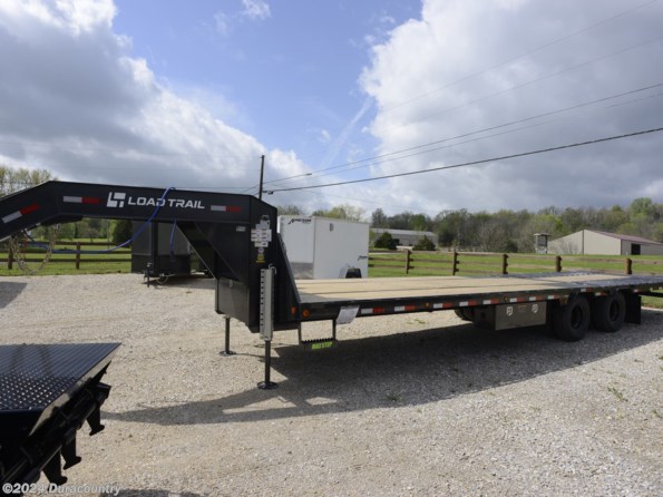 2024 Load Trail GL 102" x 32' Tandem Low-Pro Gooseneck w/Hyd. Dove Tr available in Irvington, KY