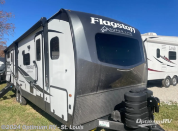 Used 2024 Forest River Flagstaff Super Lite 27BHWS available in Festus, Missouri