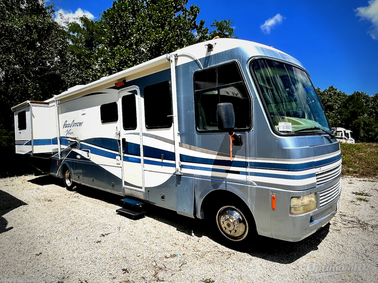 Used 1999 Fleetwood Pace Arrow Vision 36B available in Festus, Missouri