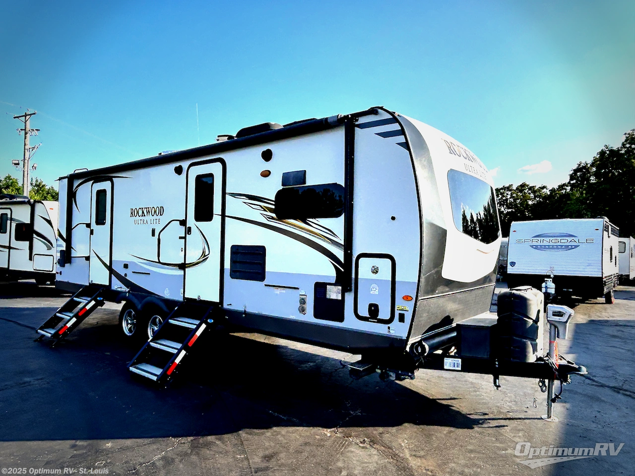 Used 2020 Forest River Rockwood Ultra Lite 2608BS available in Festus, Missouri