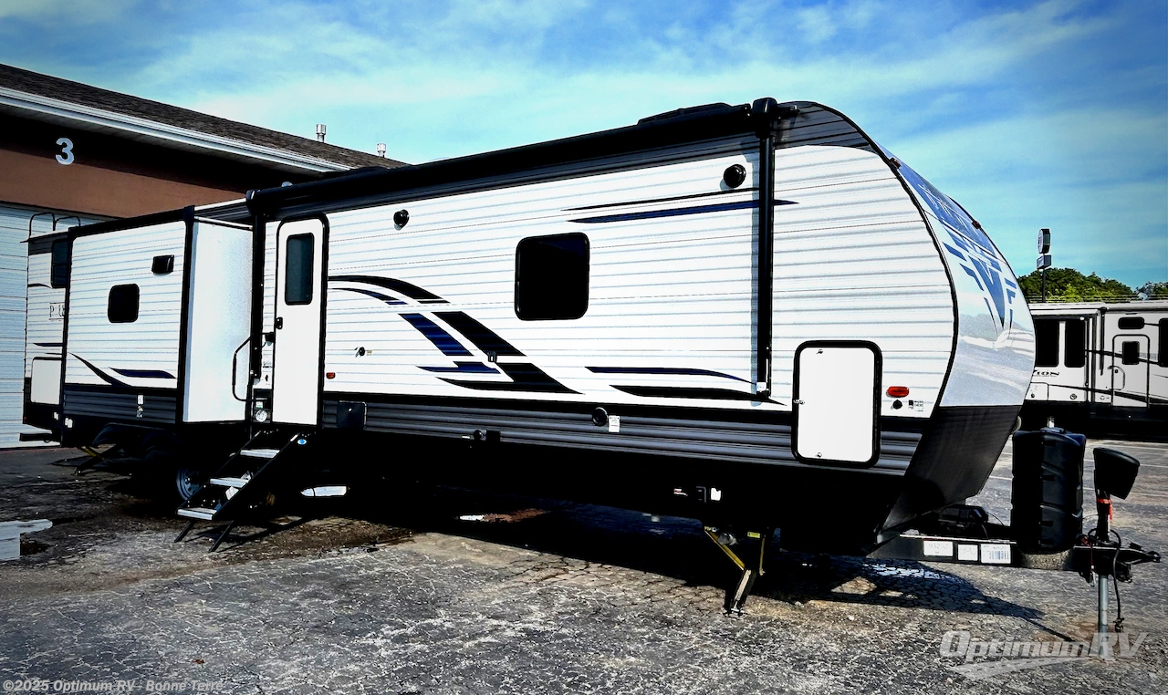 Used 2022 Palomino Puma 32BHFS available in Bonne Terre, Missouri