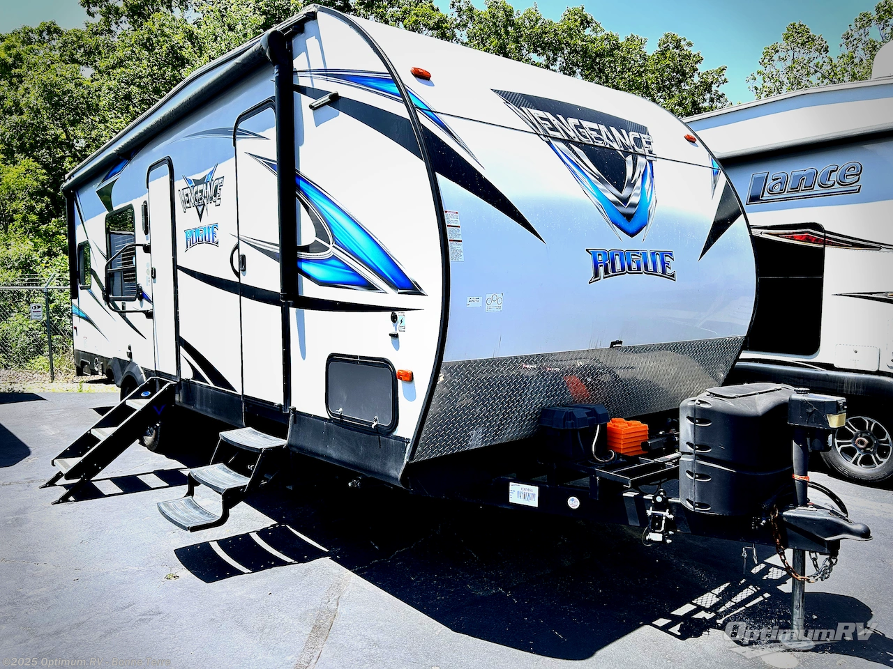Used 2018 Forest River Vengeance Rogue 25V available in Bonne Terre, Missouri