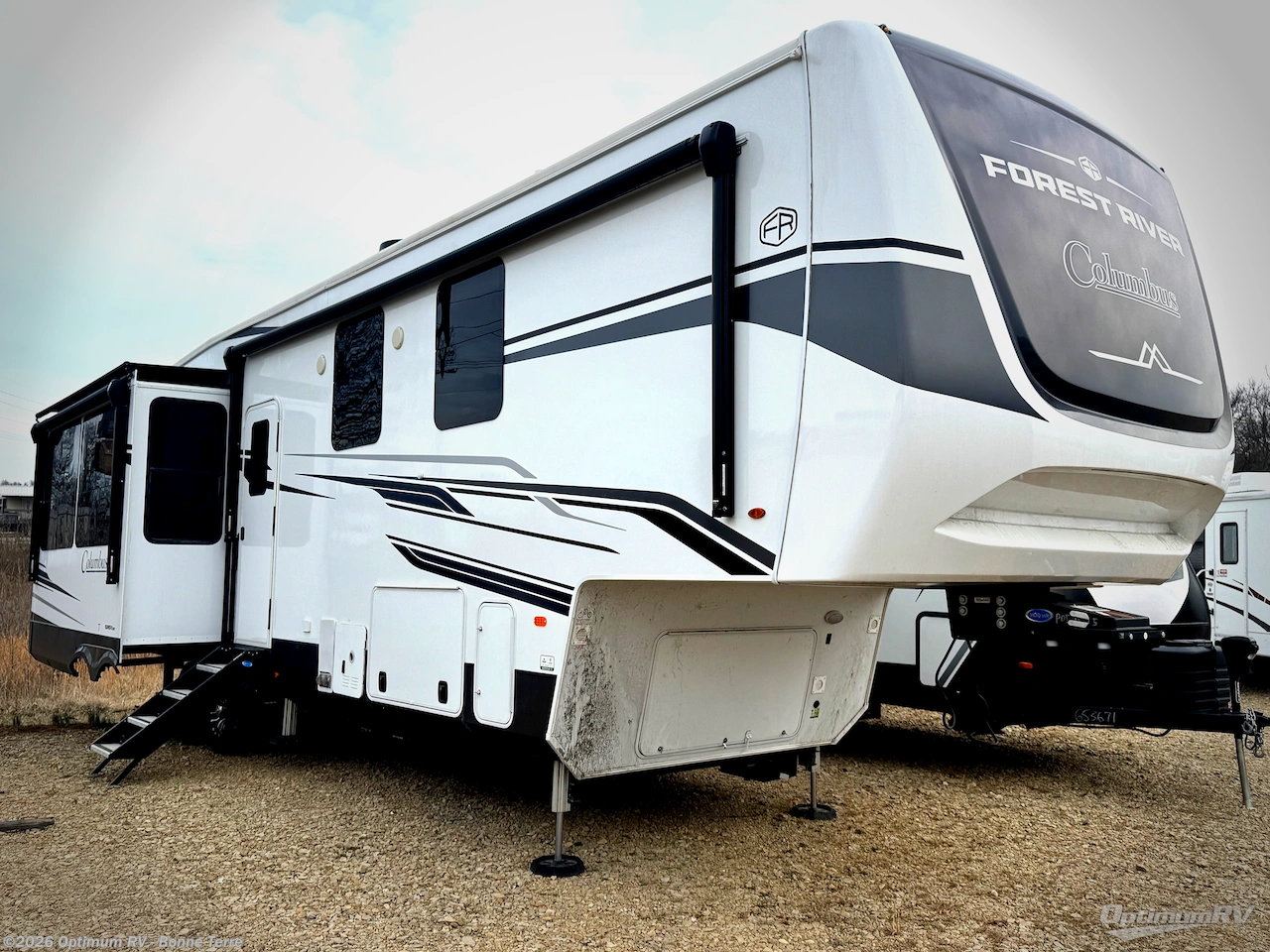 Used 2025 Palomino Columbus 384RKH available in Bonne Terre, Missouri