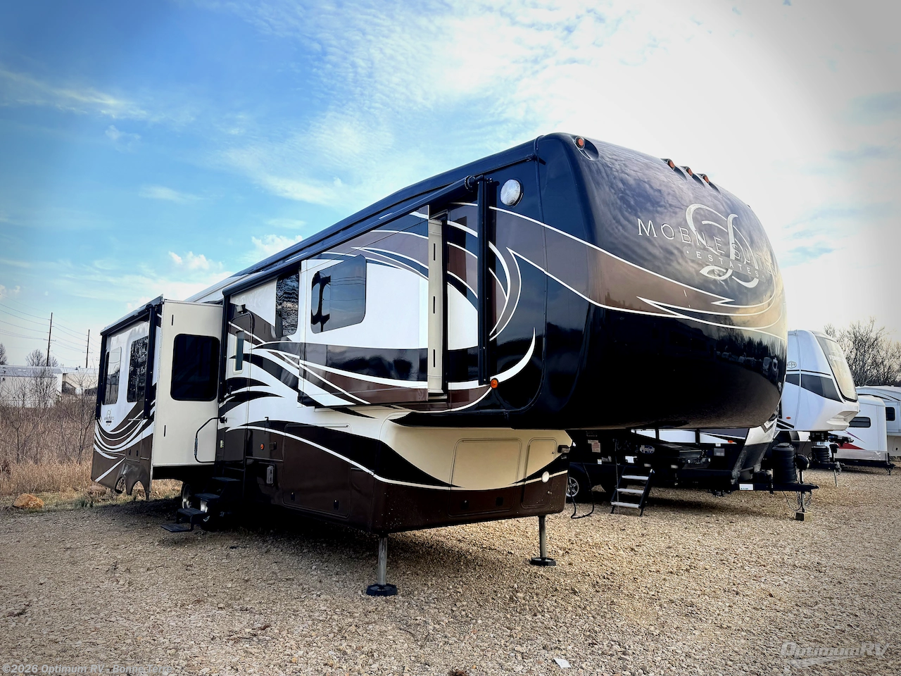 Used 2014 DRV Mobile Suites Estates 38RSSA available in Bonne Terre, Missouri