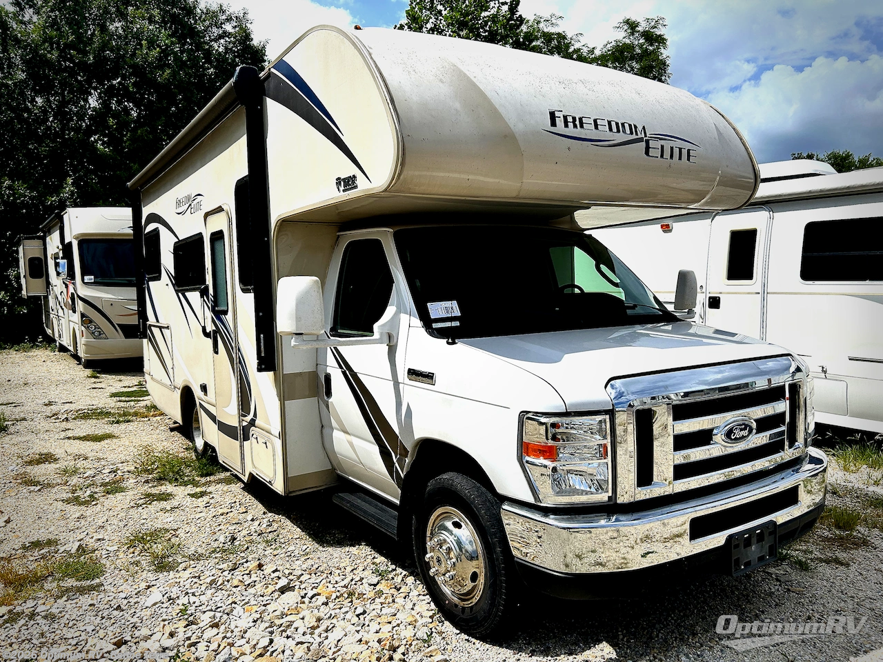 Used 2019 Thor  FREEDOM ELITE 23H available in Bonne Terre, Missouri