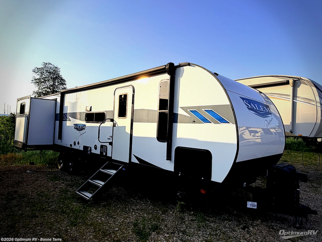 Used 2023 Forest River Salem 31KQBTS available in Bonne Terre, Missouri