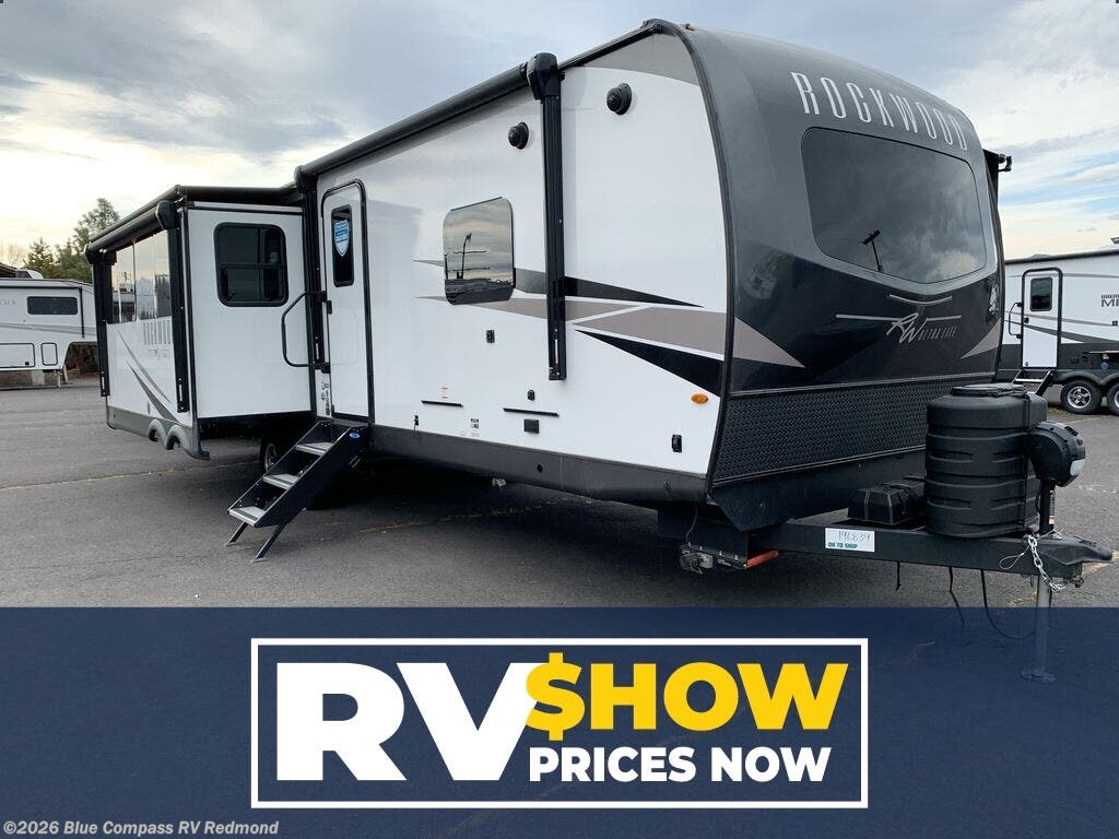 New 2025 Forest River Rockwood Ultra Lite 2906BS available in Redmond, Oregon