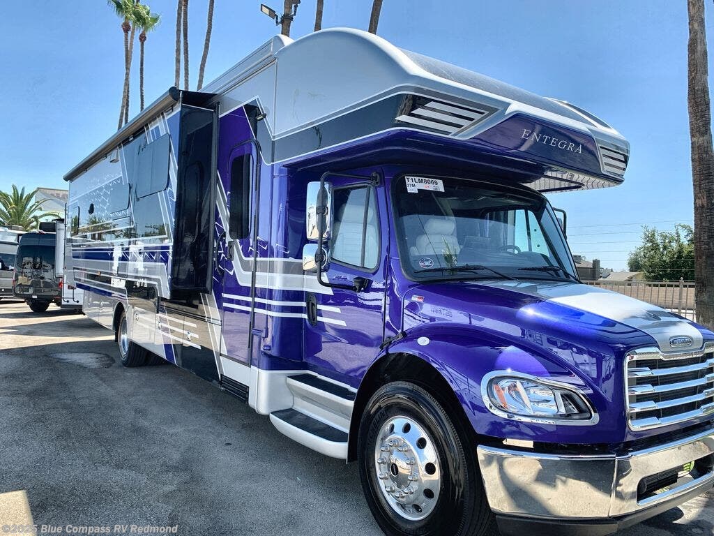 New 2026 Entegra Coach Accolade 37M available in Redmond, Oregon