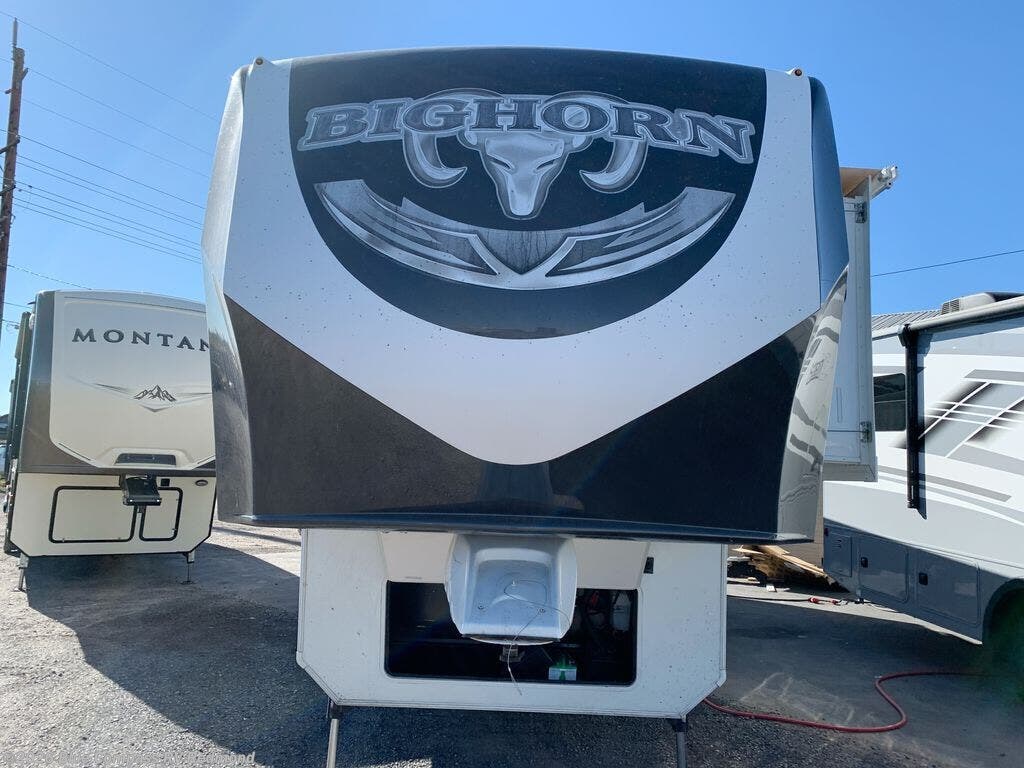 Used 2016 Heartland Bighorn 3160EL available in Redmond, Oregon