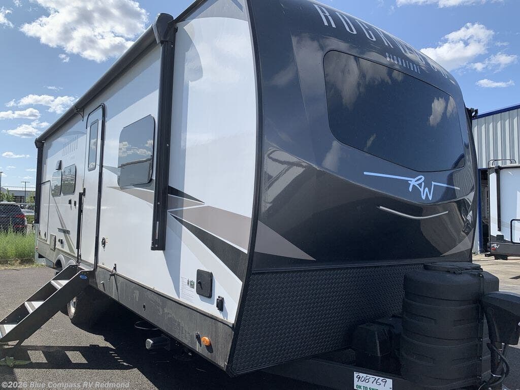 New 2025 Forest River Rockwood Signature 8265KBS available in Redmond, Oregon