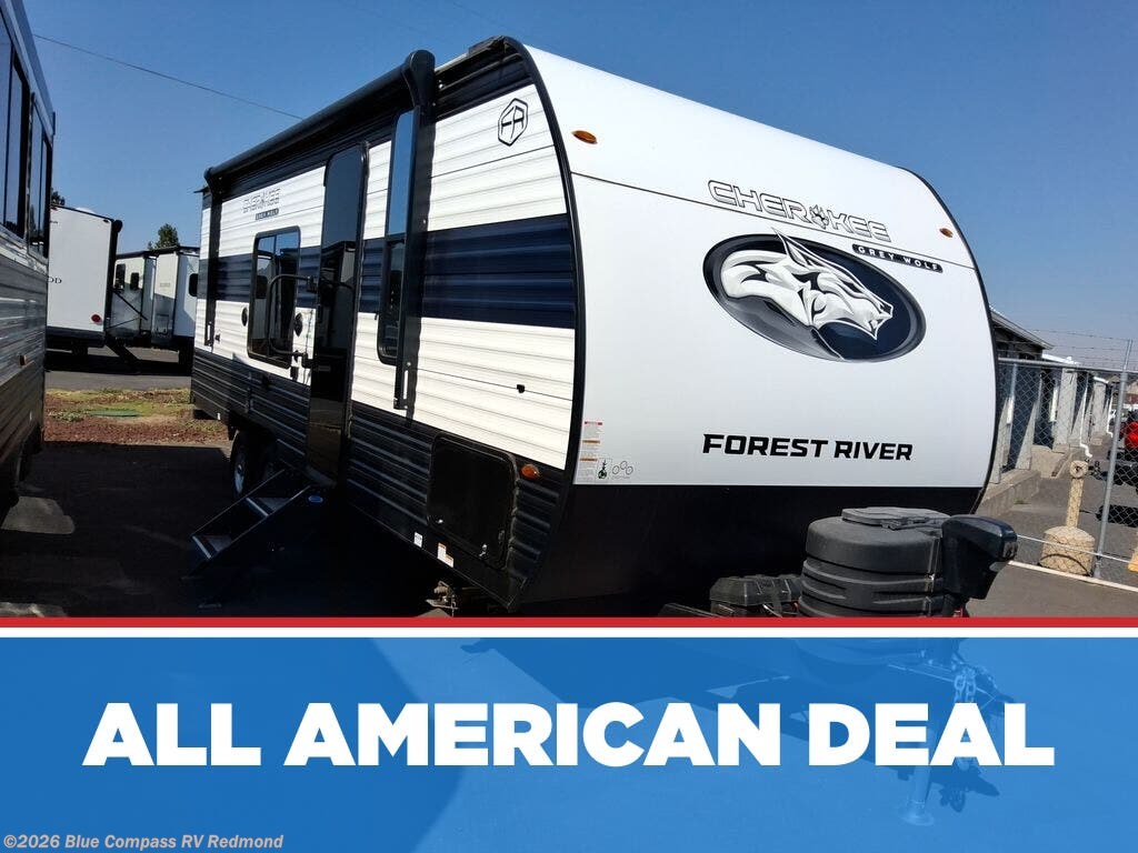 Used 2025 Forest River Cherokee Grey Wolf 22CE available in Redmond, Oregon