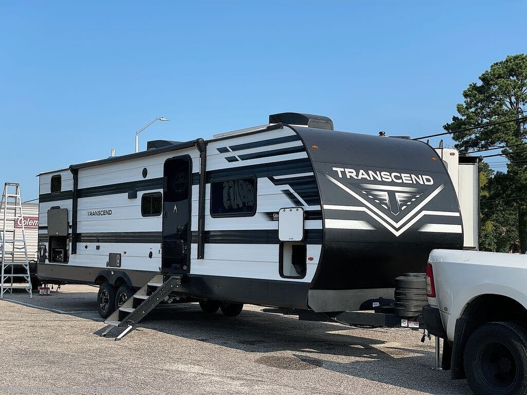 New 2027 Grand Design Transcend 335BHT available in Redmond, Oregon