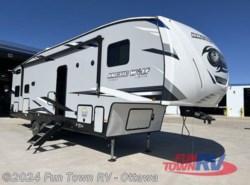 Used 2022 Forest River Cherokee Arctic Wolf 287BH available in Ottawa, Kansas