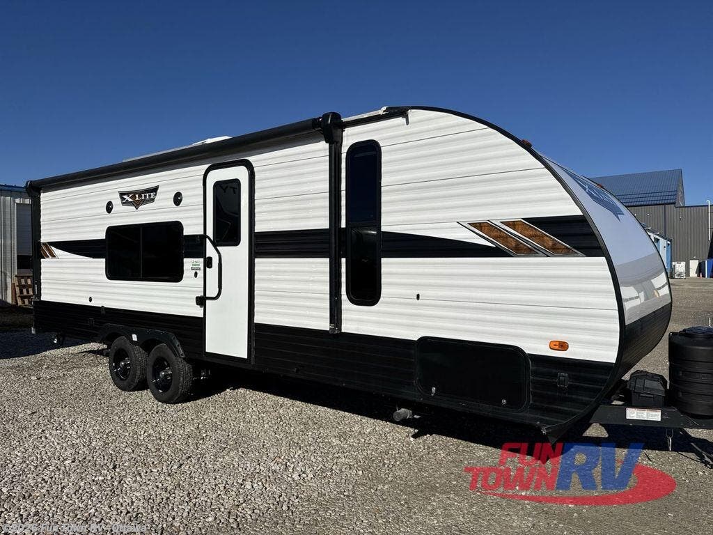 Used 2023 Forest River Wildwood X-Lite 261BHXL available in Ottawa, Kansas