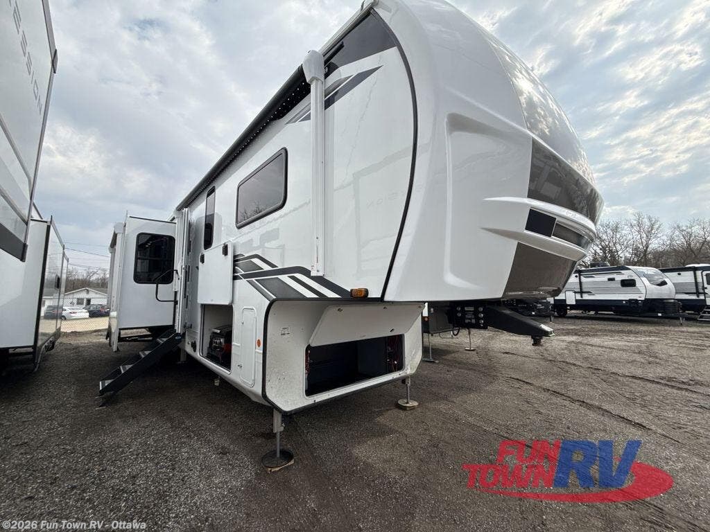 New 2026 Heartland Milestone 39TB available in Ottawa, Kansas