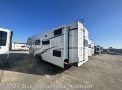 New 2023 Grand Design Solitude 345GK available in Newtown, Connecticut