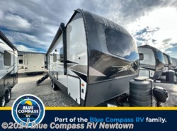 New 2024 Forest River Rockwood Ultra Lite 2606WS available in Newtown, Connecticut