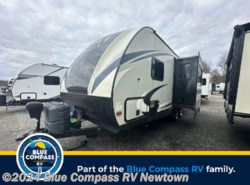 Used 2017 CrossRoads Sunset Trail Ultra Lite 239bh Sunset Trail available in Newtown, Connecticut