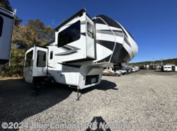 Used 2023 Grand Design Solitude 380FL available in Newtown, Connecticut