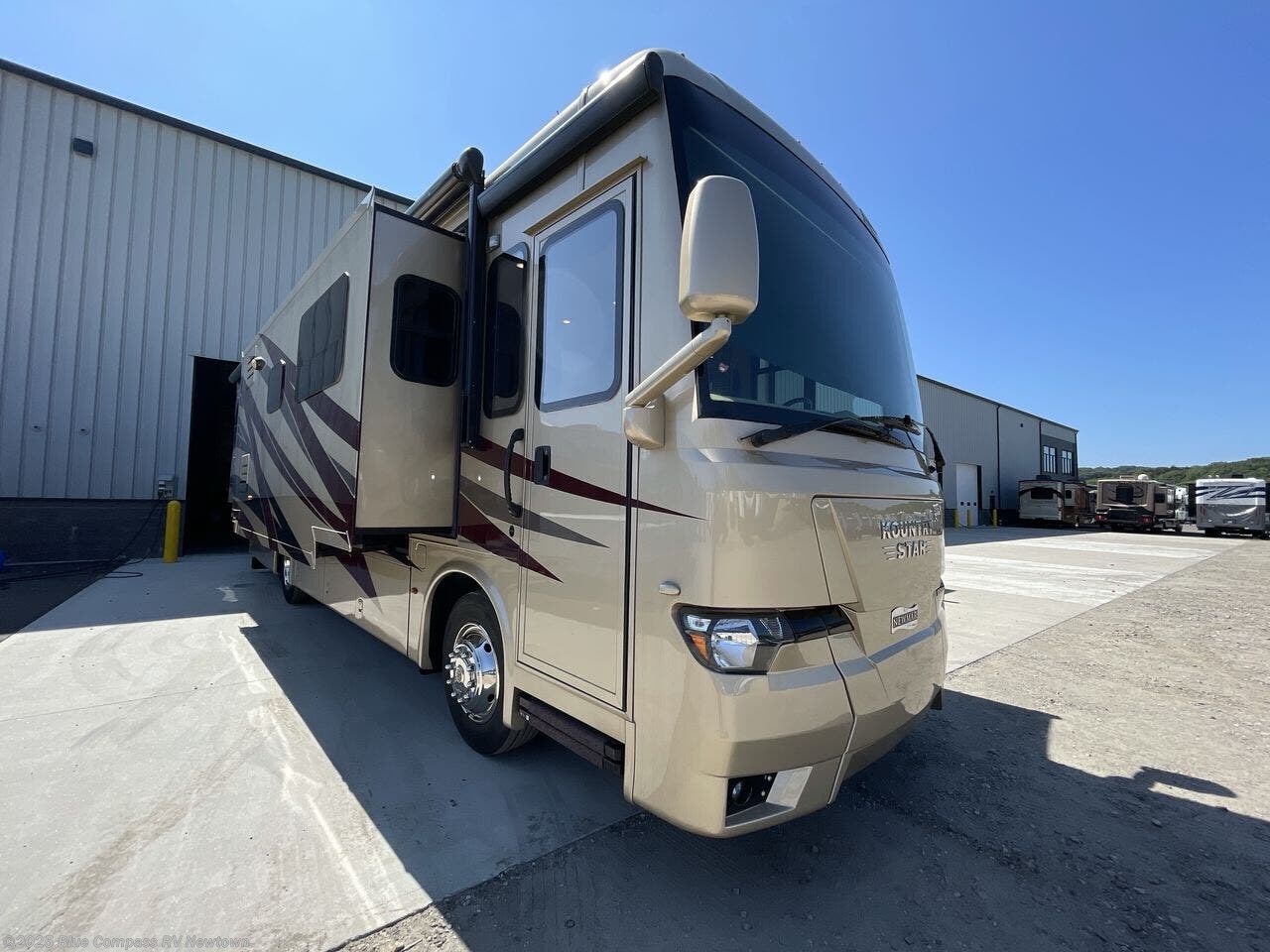 Used 2020 Newmar Kountry Star 3412 available in Newtown, Connecticut