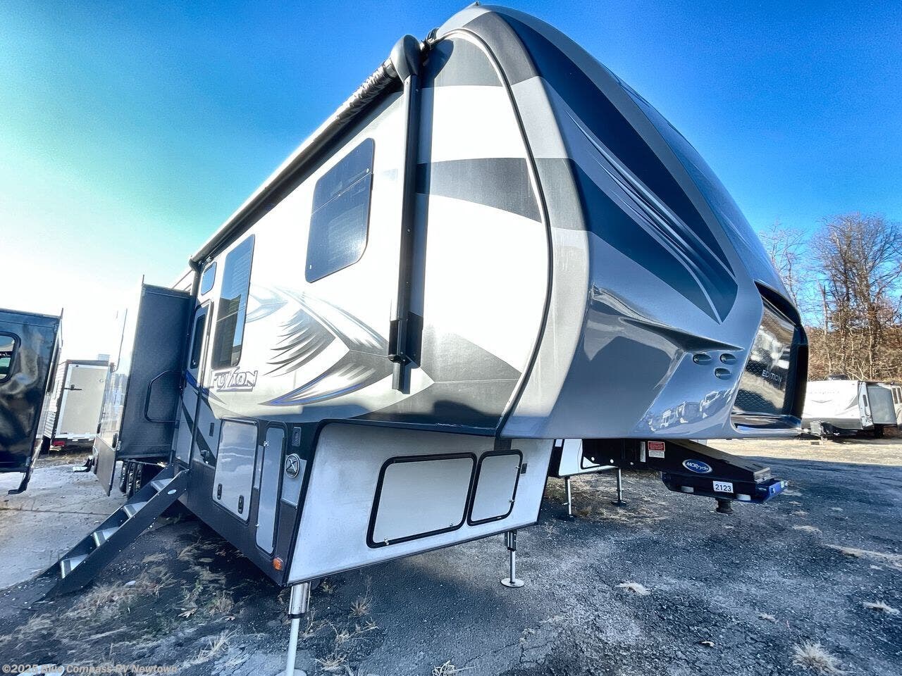 Used 2017 Keystone Fuzion 414 available in Newtown, Connecticut
