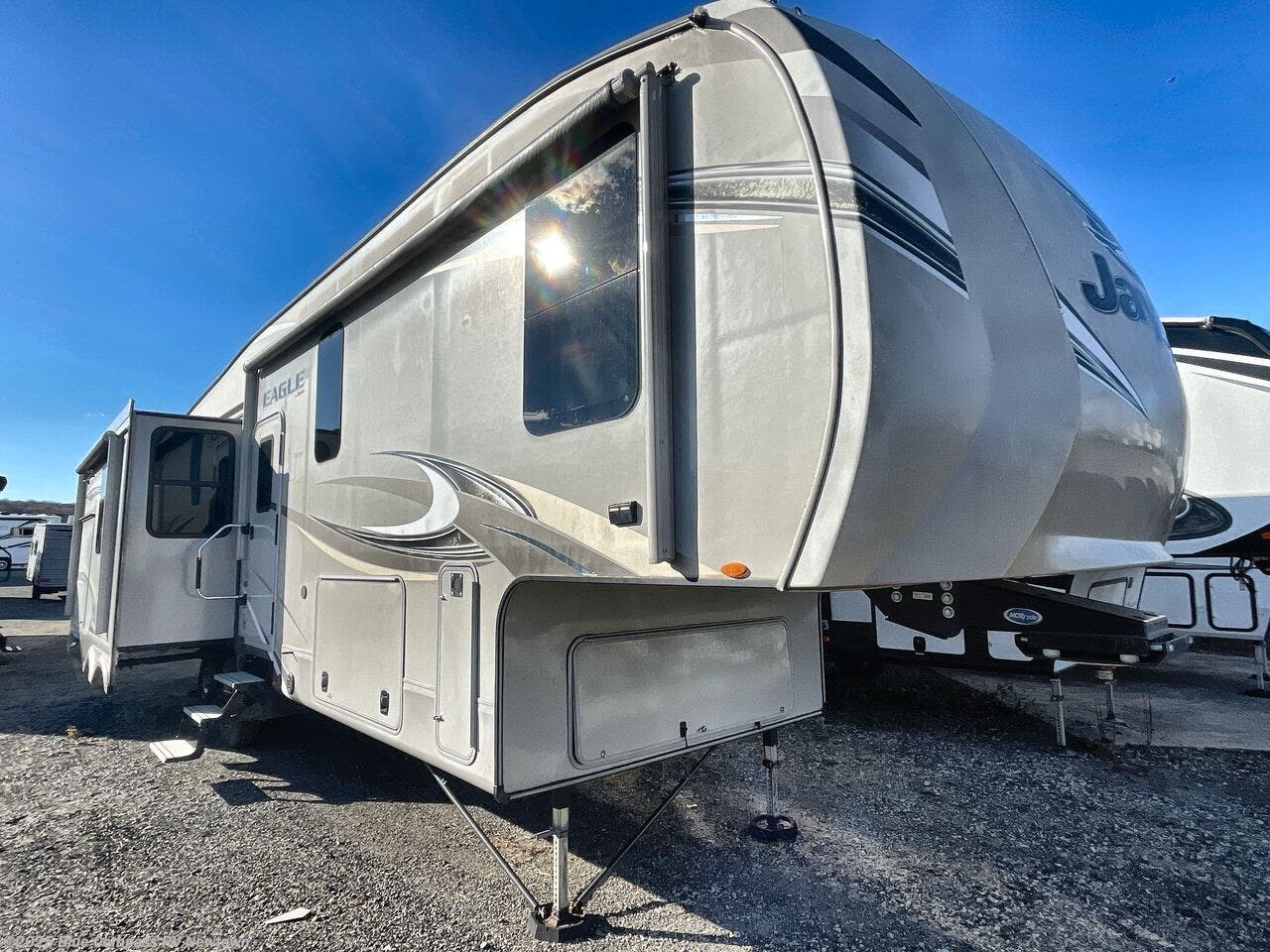 Used 2018 Jayco Eagle 317RLOK available in Newtown, Connecticut