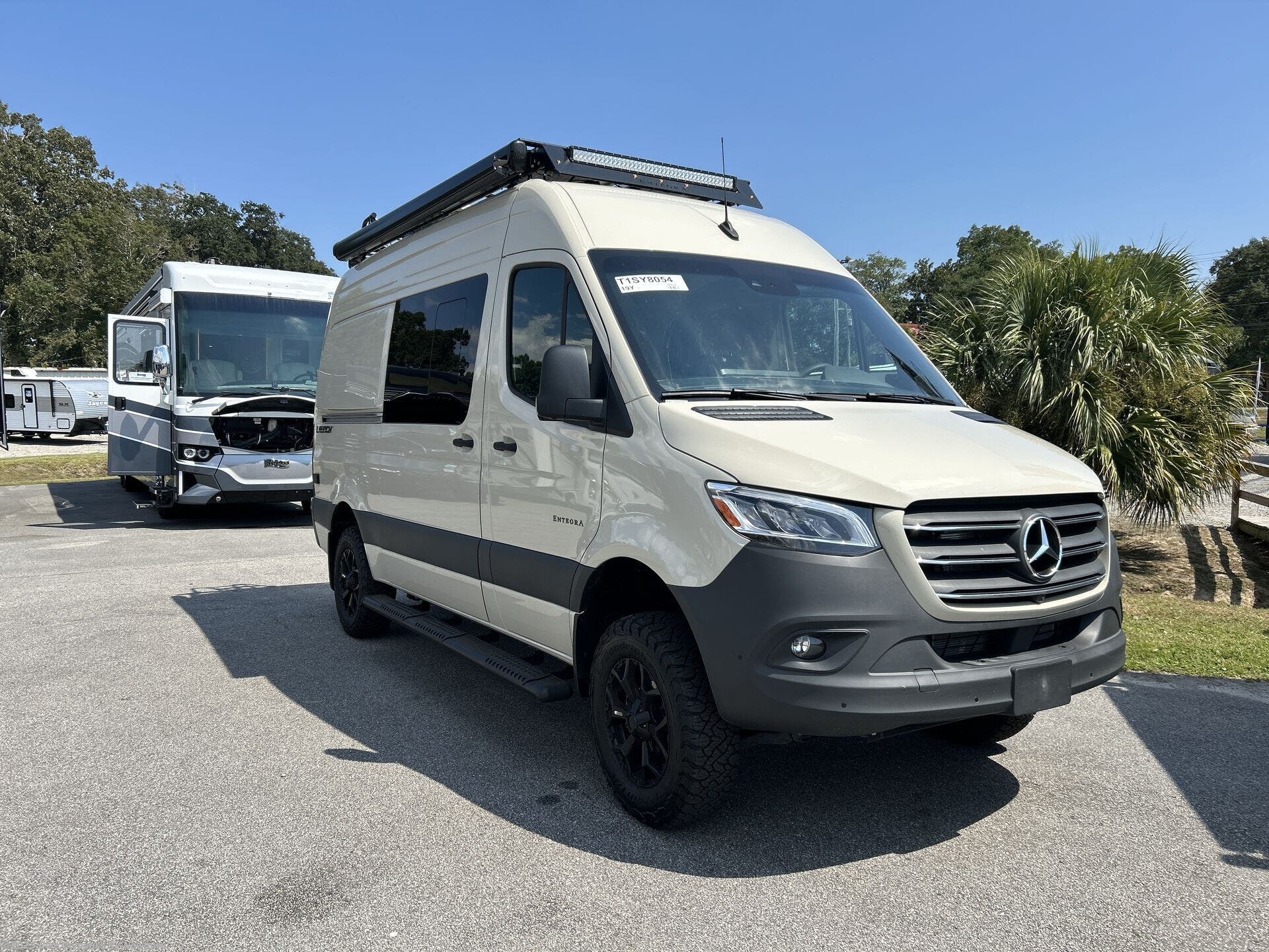 New 2026 Entegra Coach Launch 19Y available in Newtown, Connecticut