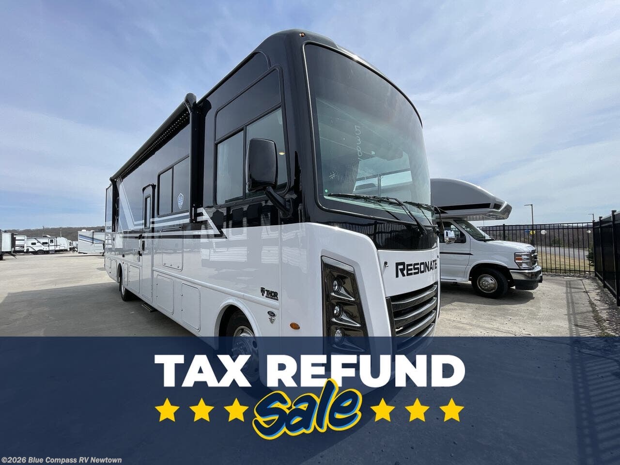 New 2026 Thor Motor Coach Resonate 32B available in Newtown, Connecticut