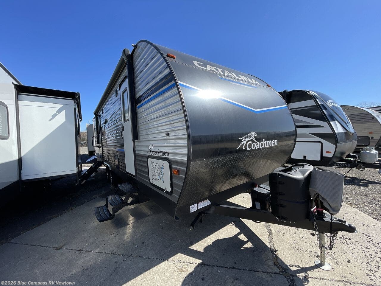 Used 2023 Coachmen Catalina Legacy 263BHSCK available in Newtown, Connecticut
