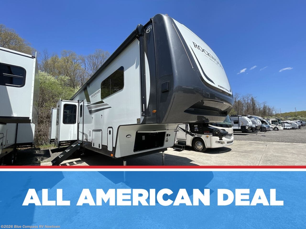New 2026 Forest River Rockwood Signature 404SRK available in Newtown, Connecticut
