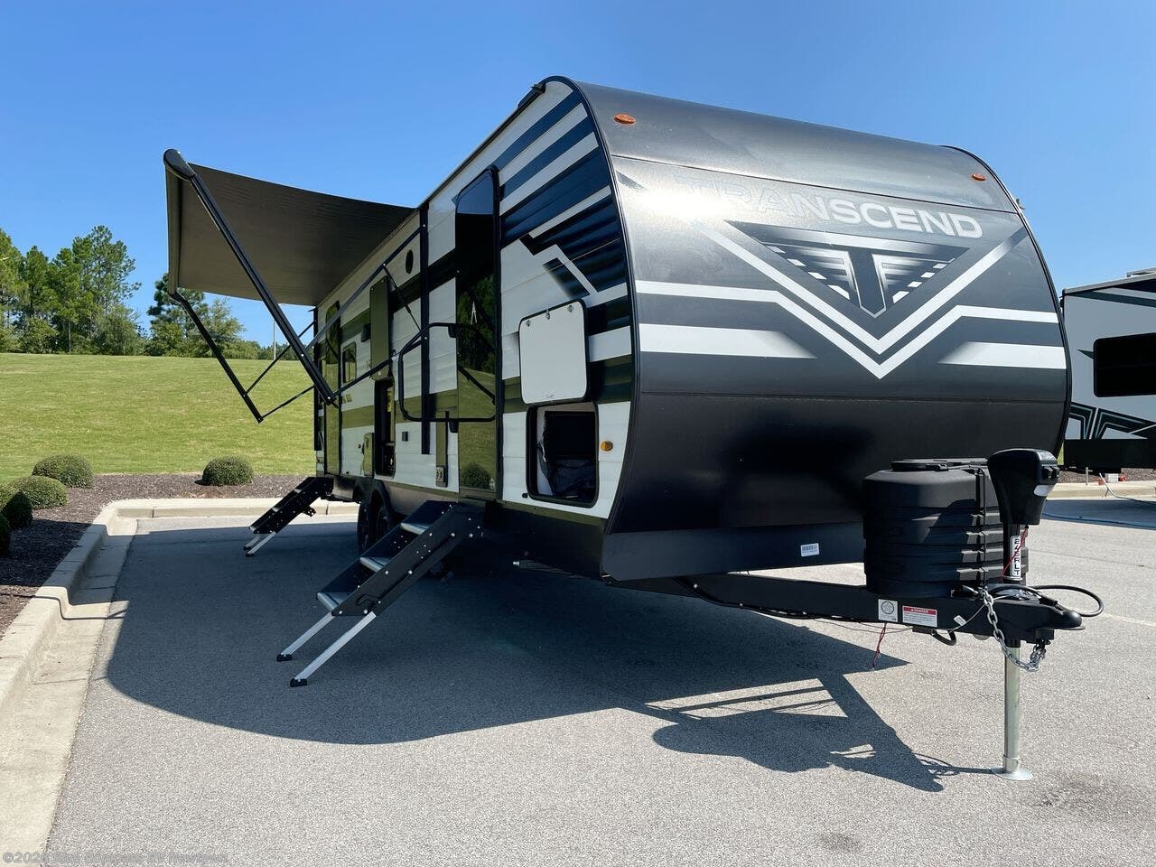 New 2027 Grand Design Transcend 245RLT available in Newtown, Connecticut