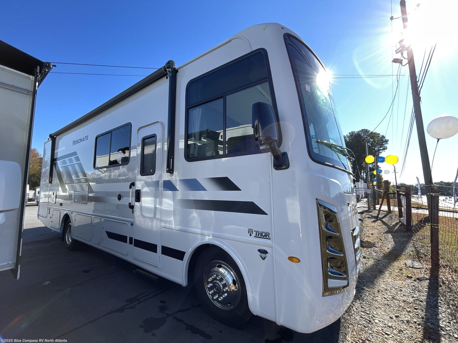 New 2025 Thor Motor Coach Resonate 29D available in Buford, Georgia