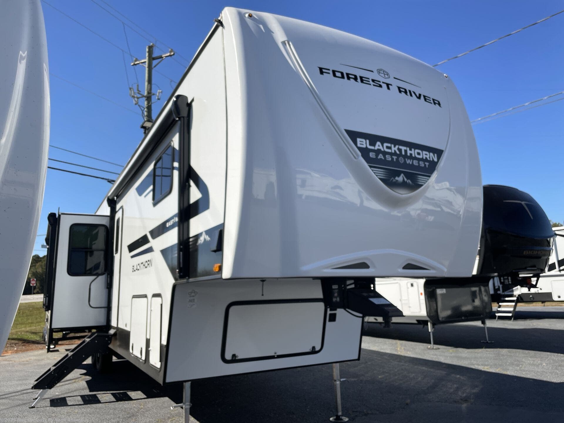 New 2026 East to West Blackthorn 3880RBDB available in Buford, Georgia