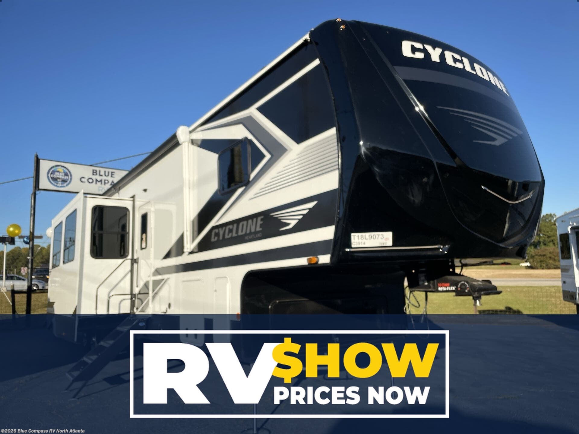 New 2025 Heartland Cyclone 3914 available in Buford, Georgia