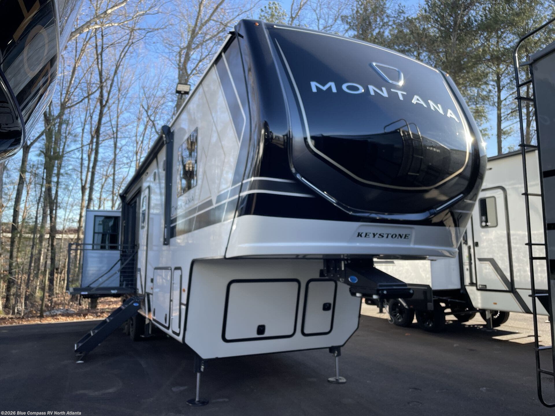 New 2026 Keystone Montana 3532SP available in Buford, Georgia