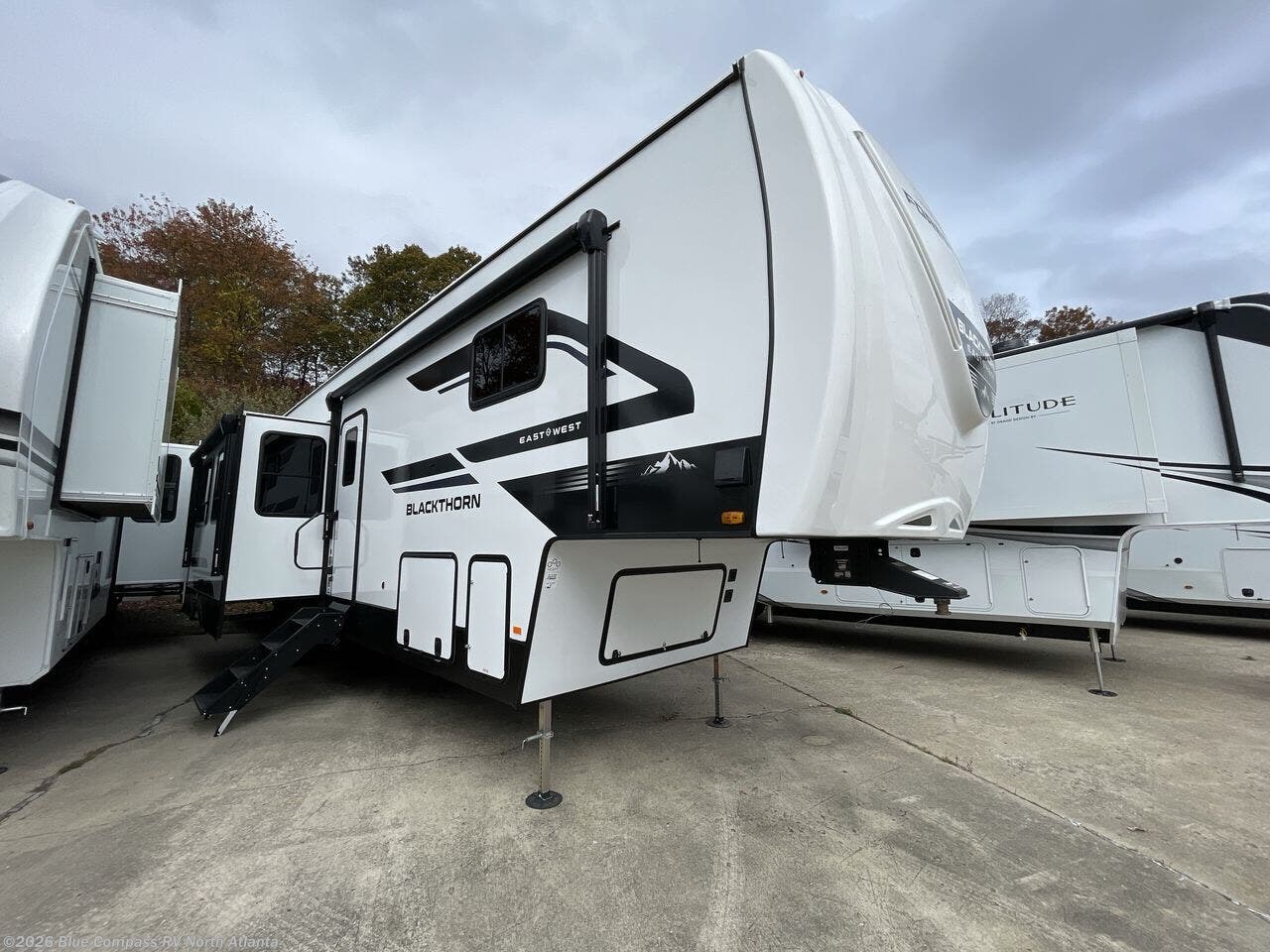 New 2027 East to West Blackthorn 3820DSL available in Buford, Georgia