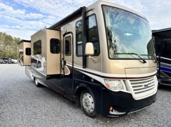 Used 2017 Newmar Bay Star 3333 available in Tallahassee, Florida