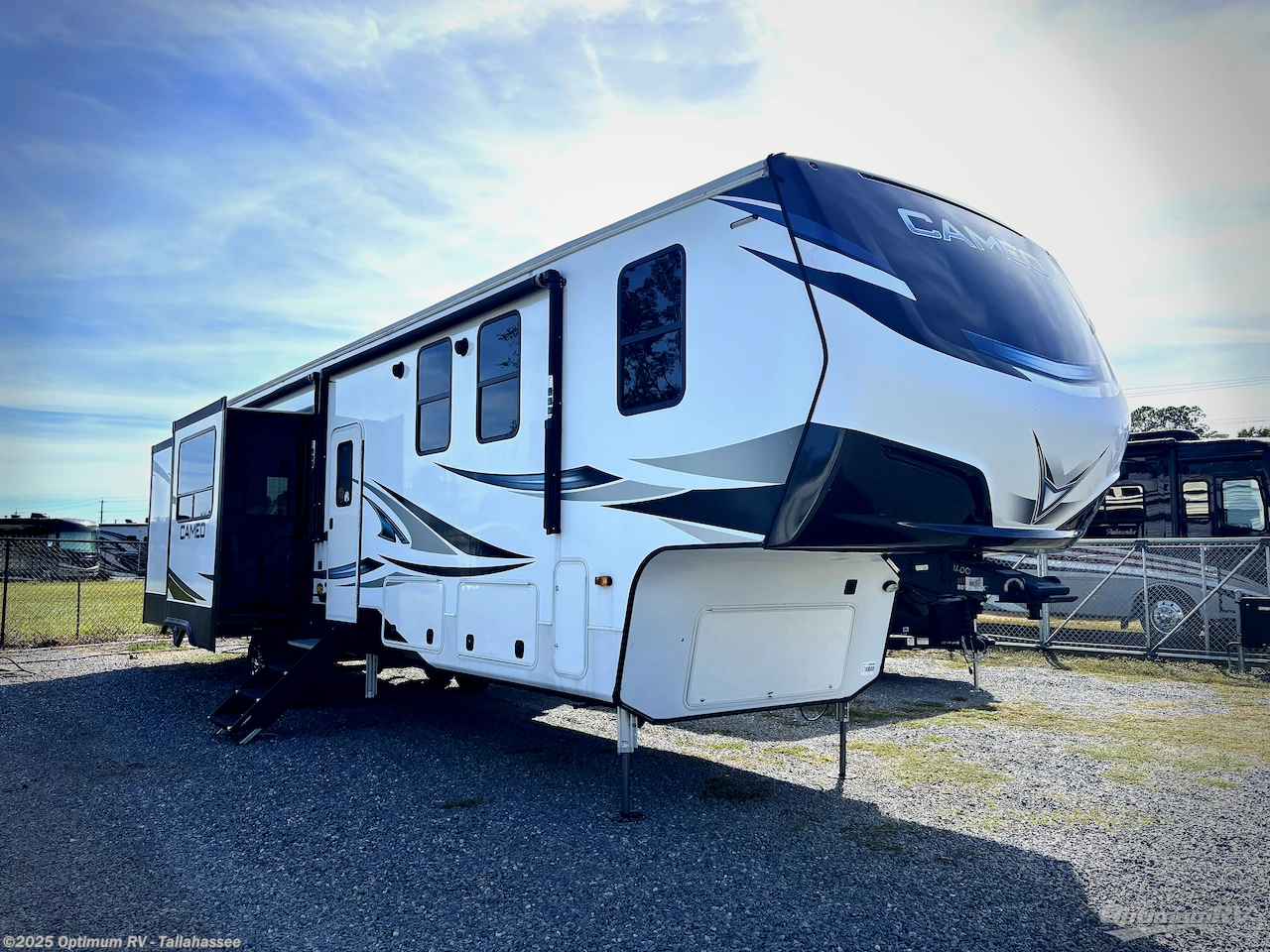 Used 2022 CrossRoads Cameo CE3975CK available in Tallahassee, Florida