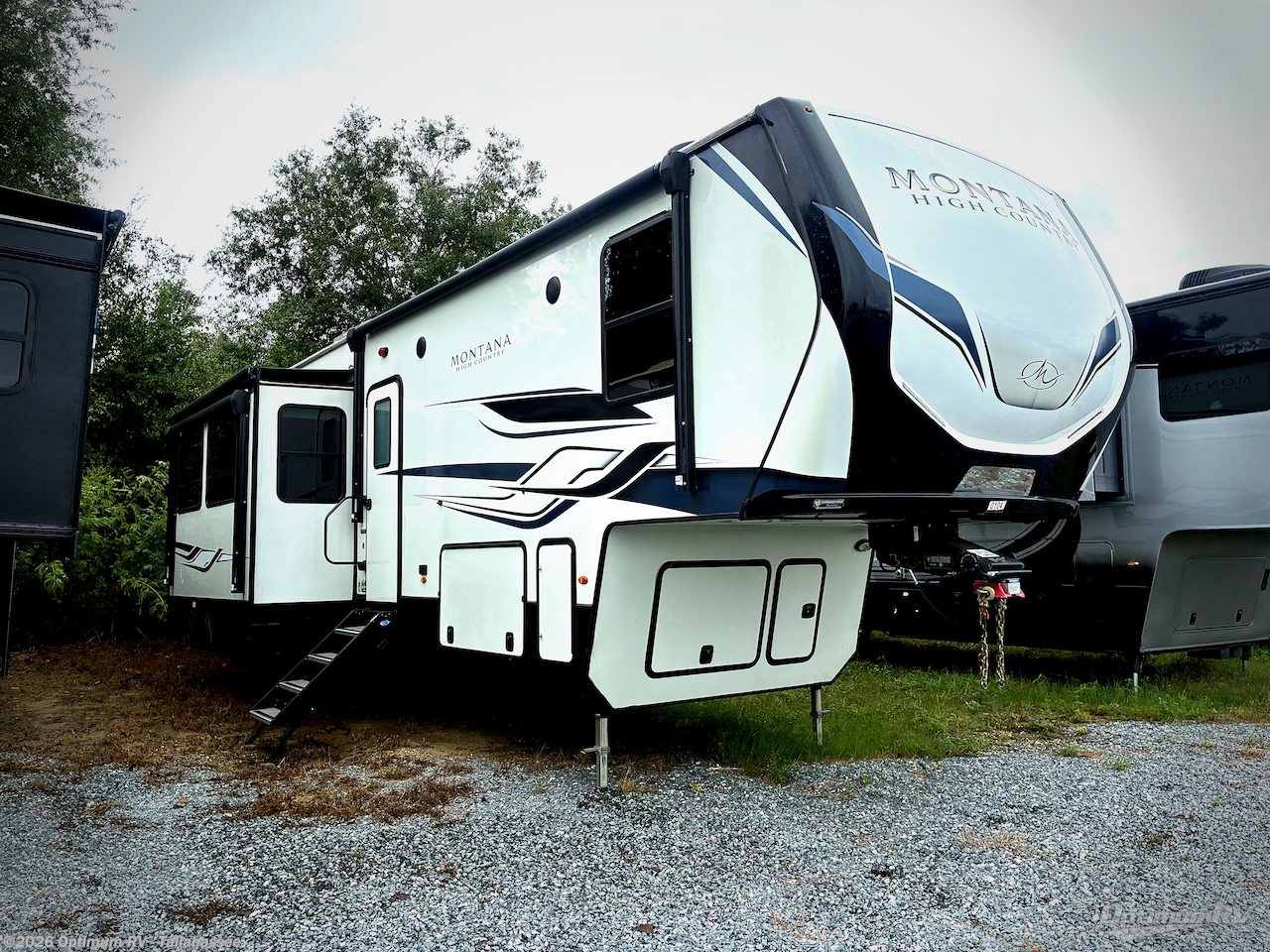 Used 2023 Keystone Montana High Country 381TB available in Tallahassee, Florida