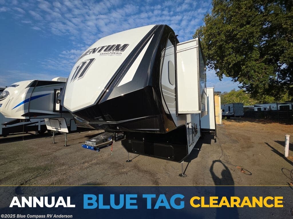 New 2025 Grand Design Momentum M-Class 395MS available in Anderson, California