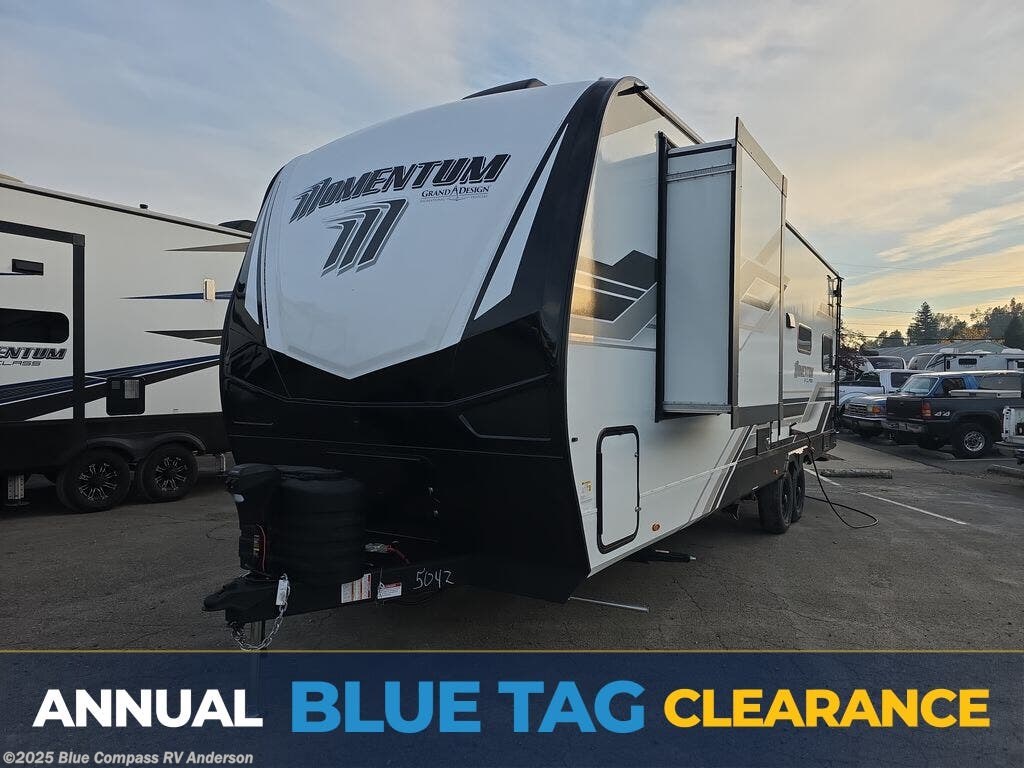 New 2026 Grand Design Momentum G-Class 27G available in Anderson, California