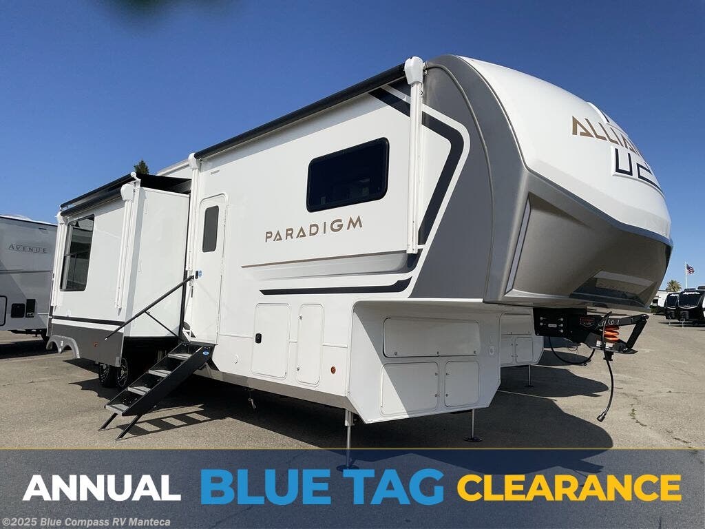 New 2025 Alliance RV Paradigm 395DS available in Manteca, California